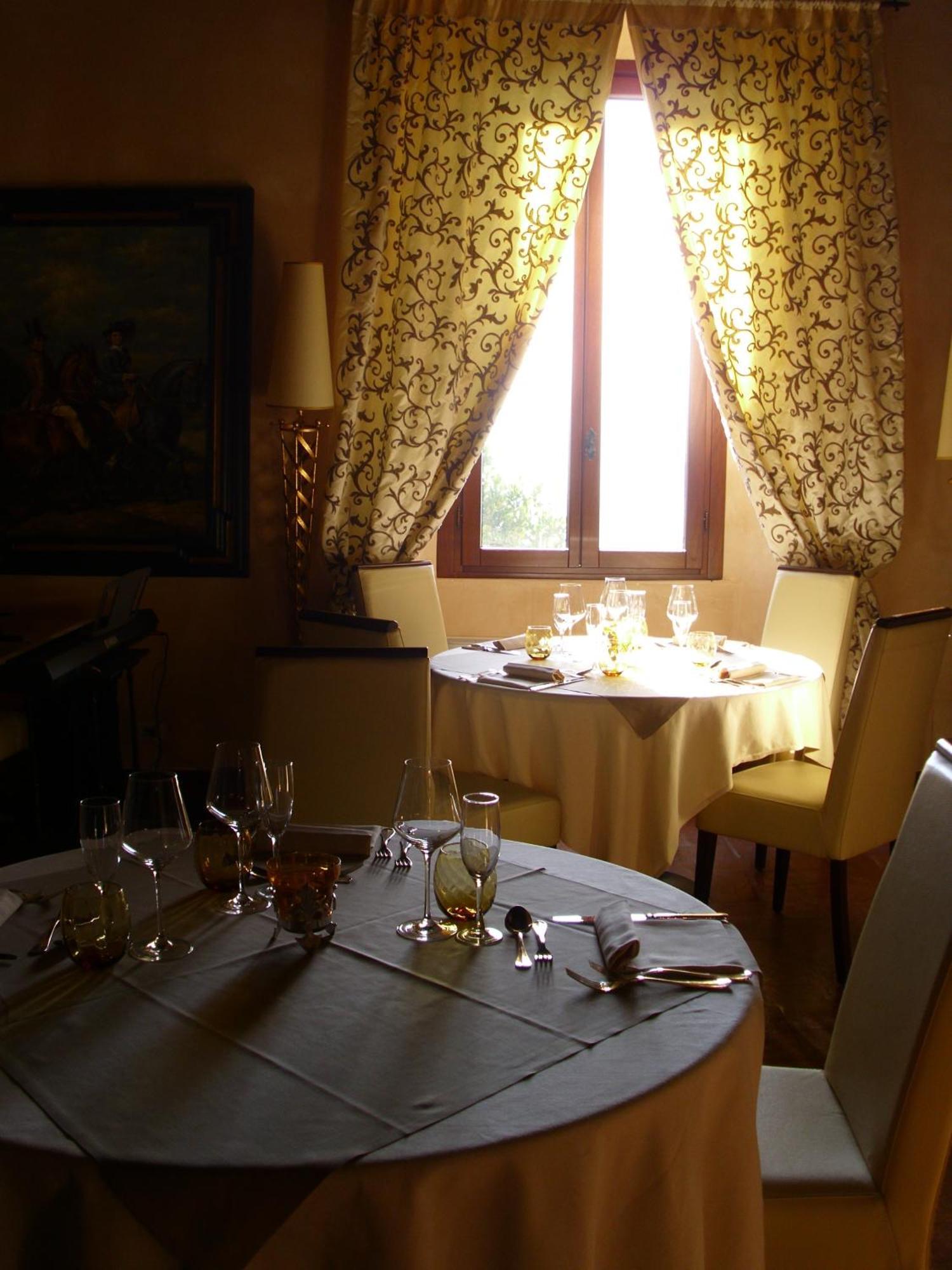 Hotel Castello Di Vigoleno Kültér fotó