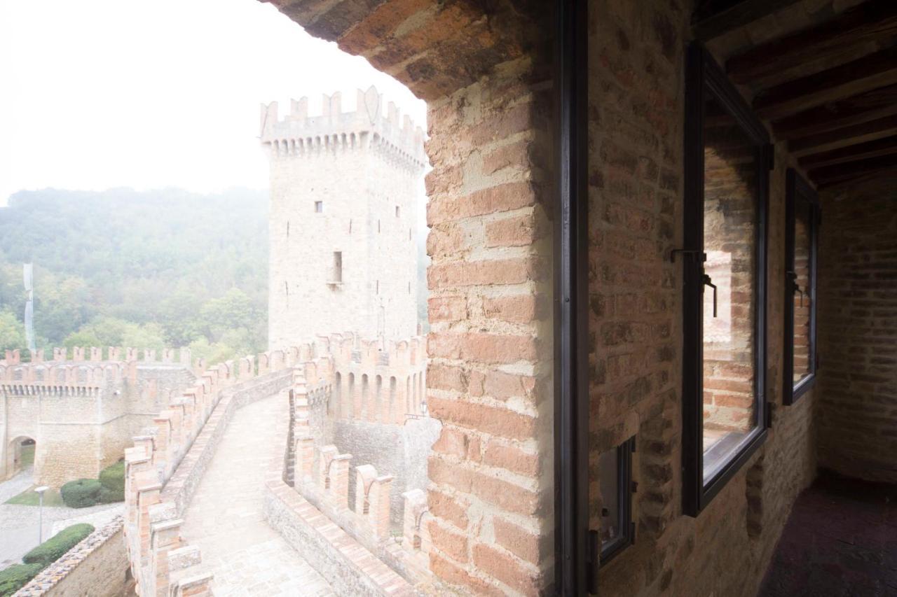 Hotel Castello Di Vigoleno Kültér fotó