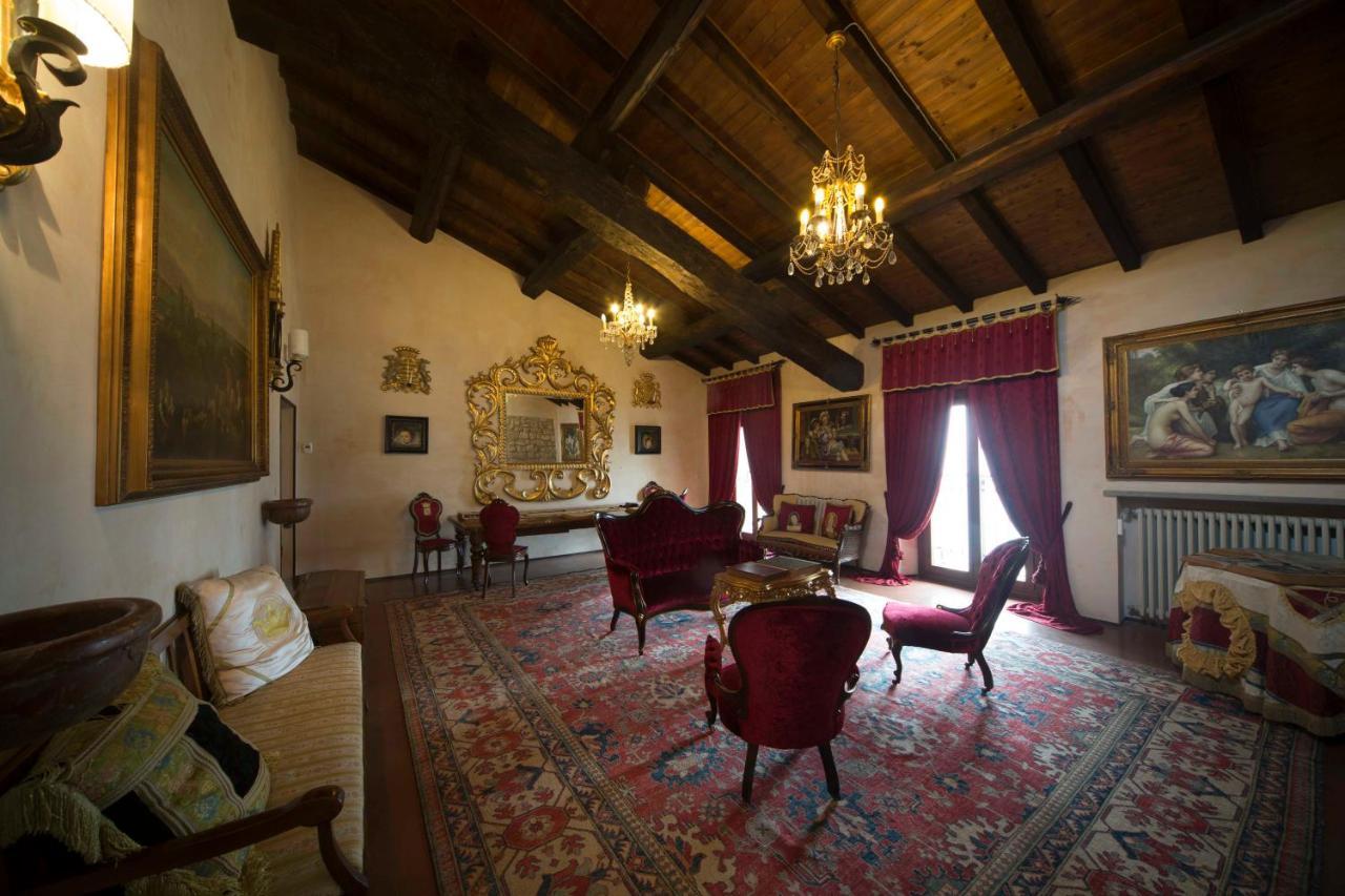 Hotel Castello Di Vigoleno Kültér fotó