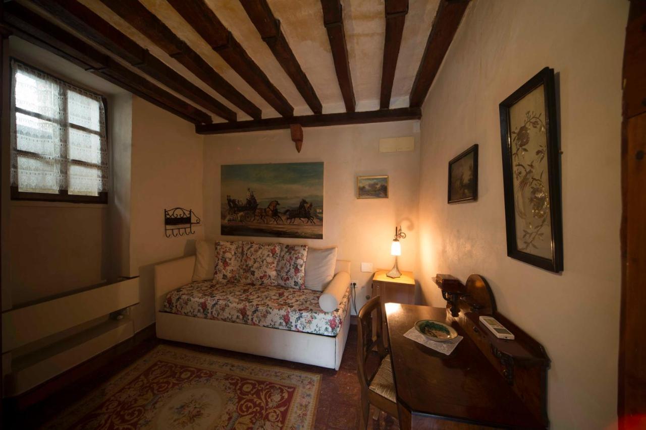 Hotel Castello Di Vigoleno Kültér fotó