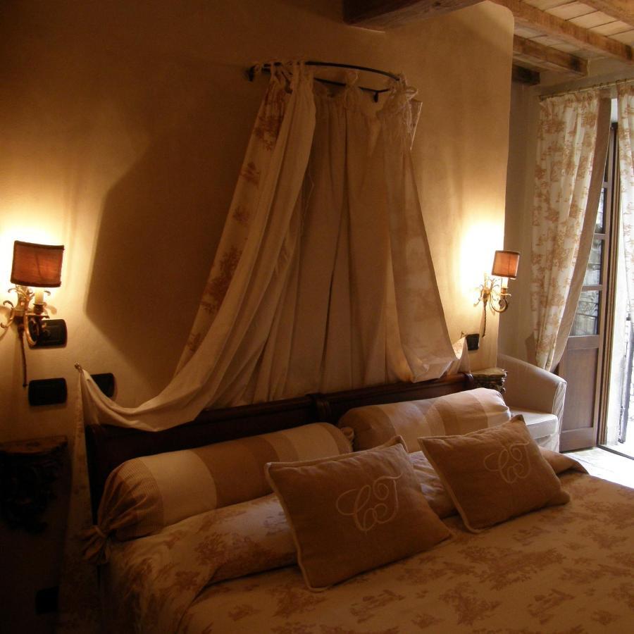 Hotel Castello Di Vigoleno Kültér fotó